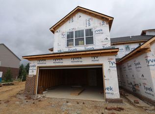 8545 Grove St, Washington, MI 48094