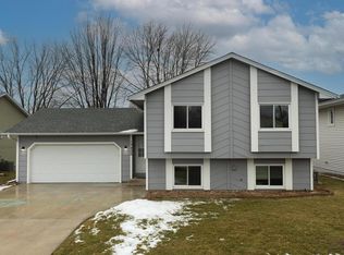 13422 Alabama Ave S, Savage, MN 55378