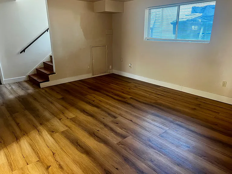 6736 S 565 E — Photo 2