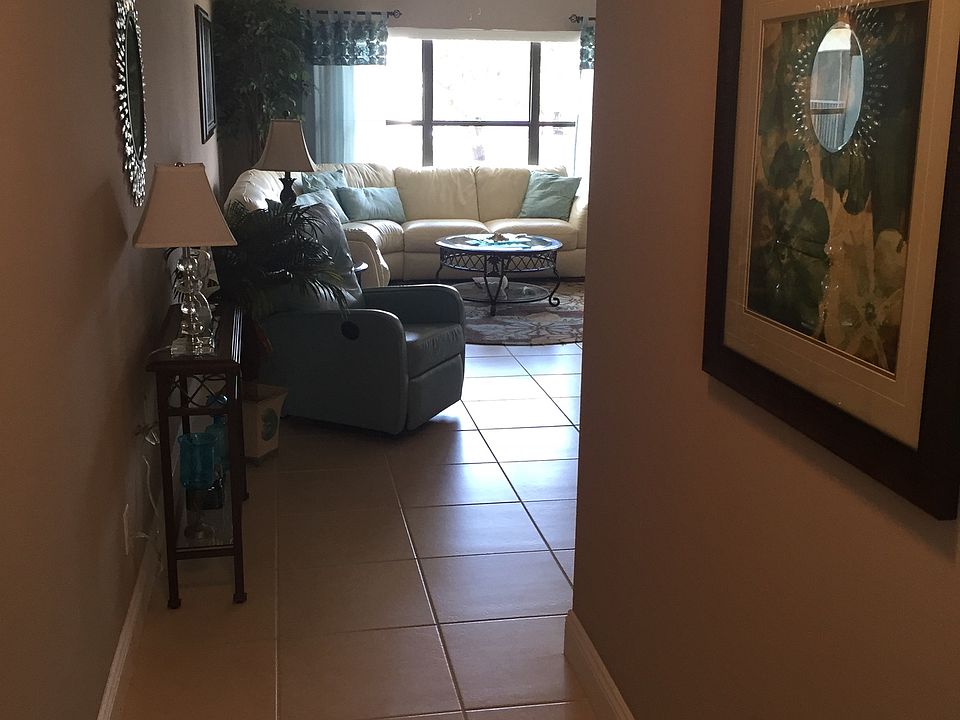 Entry way