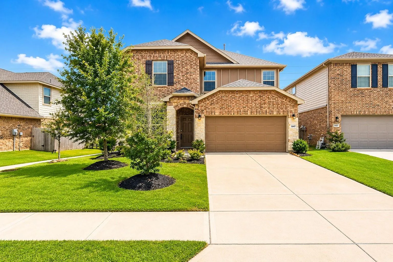 3 bed, 2.5 bath, 2184 sqft, $2,300 — Photo 4