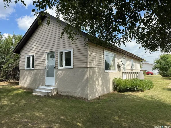 302 Morken STREET, Sturgis, SK S0A 4A0