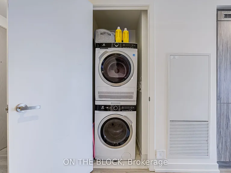 138 Downes St #2801 — Photo 14