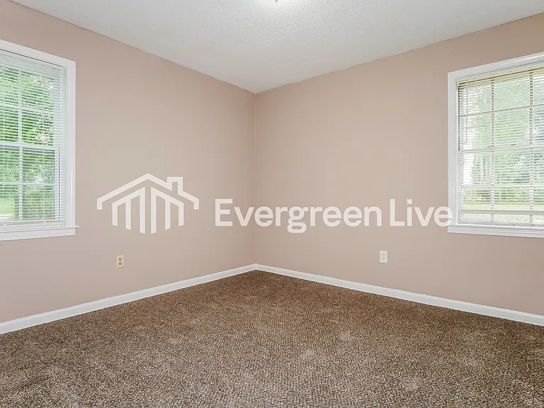 5991 Raintree Dr — Photo 11