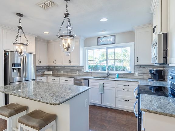 5th image of 1208 Lytle Way Cir