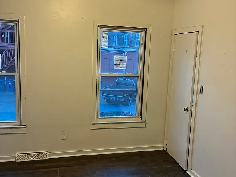 29 Cedar St #1 — Photo 4