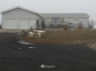 1226 Road E.6 NW, Ephrata, WA 98823