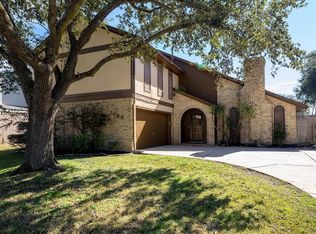 1026 Woodhorn Dr, Houston, TX 77062