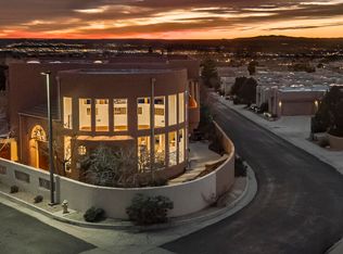 6301 Calla Lily Cir NE, Albuquerque, NM 87111