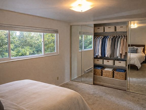 4th image of 2516 14th Ave W APT 207