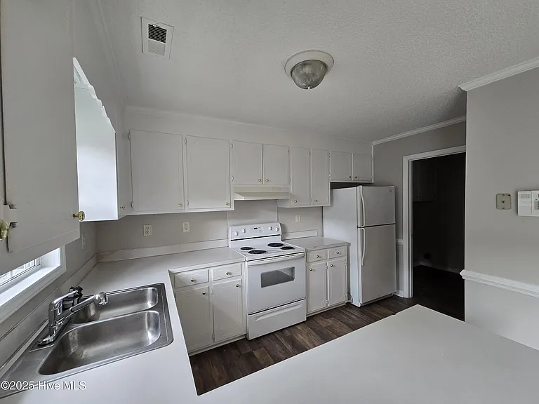 1015 Spring Forest Rd #F5 — Photo 7