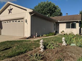 604 Rossmoor Ct, Champaign, IL 61822