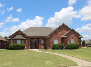 612 Cary Pl, Muskogee, OK 74403