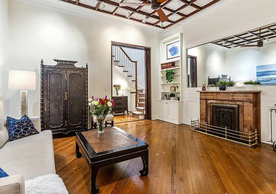 1st image of 50 E 80th St APT 2A