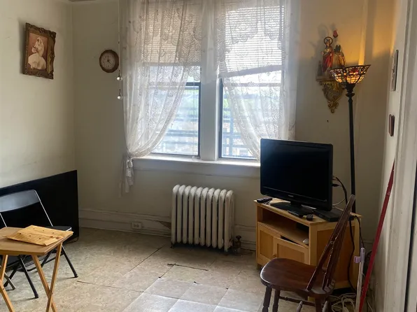 6414 Park Avenue image 6 of 18