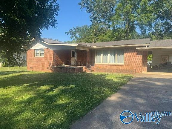 2nd image of 2202 Roseberry Dr