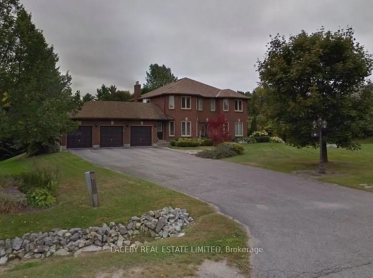 19 Grandview Cres — Photo 1