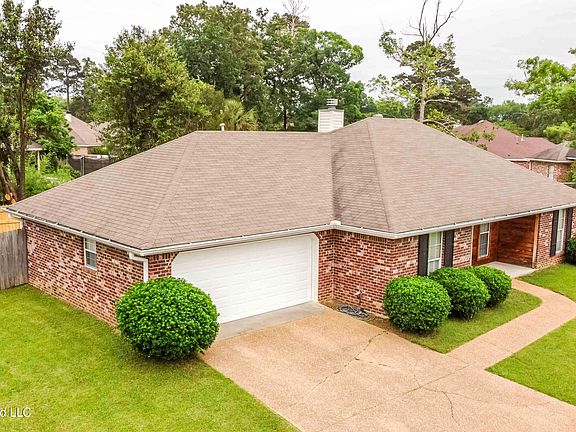 3rd image of 1038 Spanish Oak Dr