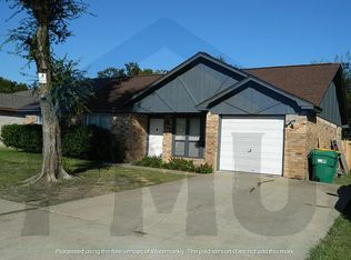 2152 Mesa Wood Dr, Glenn Heights, TX 75154