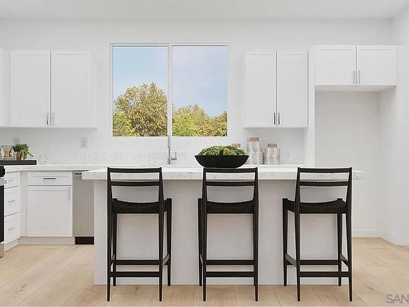 2nd image of 2881 Agave Ln #7