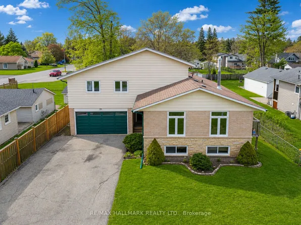 21 Pleasant Ave, East Gwillimbury, ON L9N 1A1