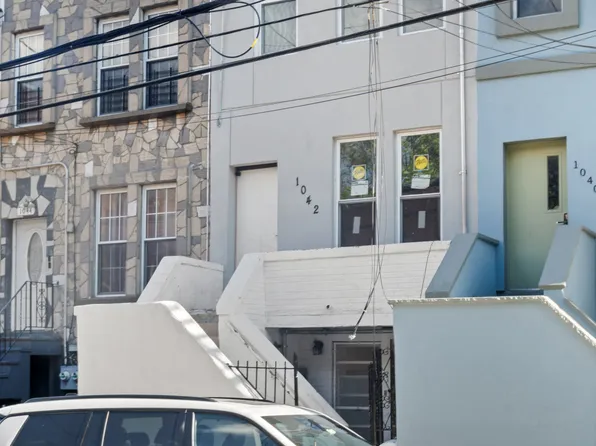 1042 Hall Place image 15 of 15