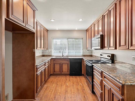 5th image of 938 Portswood Cir