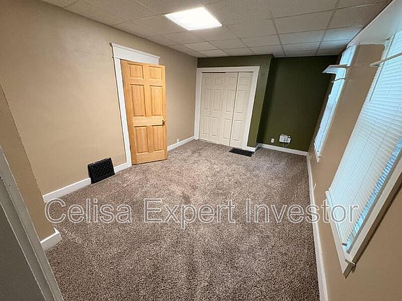 4th image of 814 Grace Ave #1