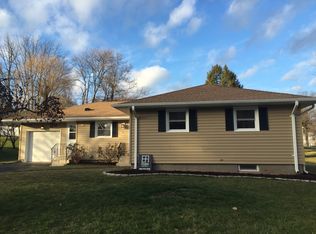 42 Parsons Dr, West Hartford, CT 06117
