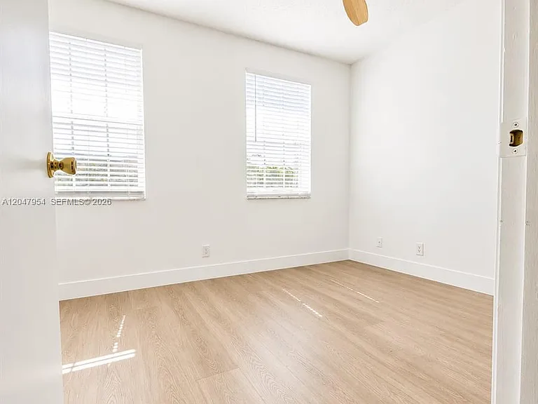 3 Whitehead Cir #3 — Photo 17
