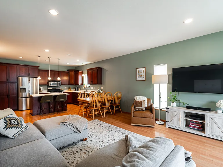 822 E Pearson St #1 — Photo 6