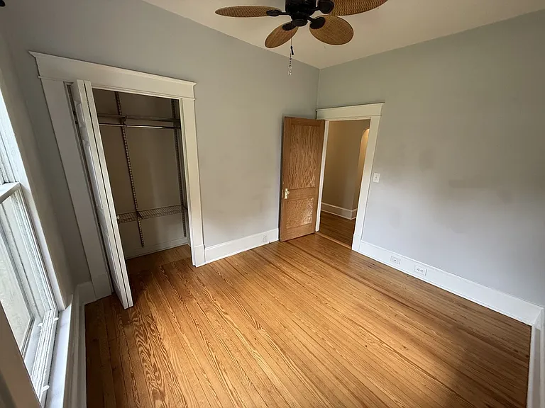 230 Grand Ave — Photo 24