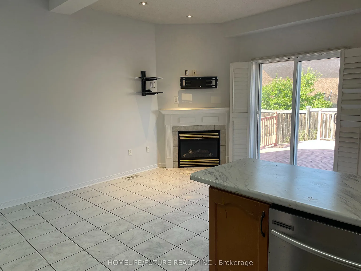 4 bed, $3,500 — Photo 3