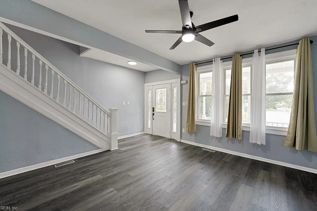 1001 Denhart Street - 1 — Photo 4