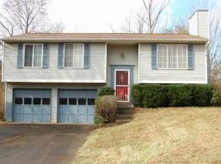 2370 Redfield Dr, Norcross, GA 30071