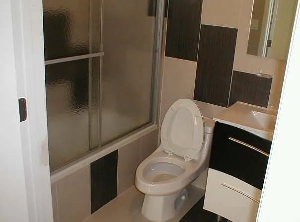 205 Gates Ave #3 — Photo 3
