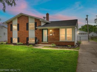 31741 Hazel St, Rockwood, MI