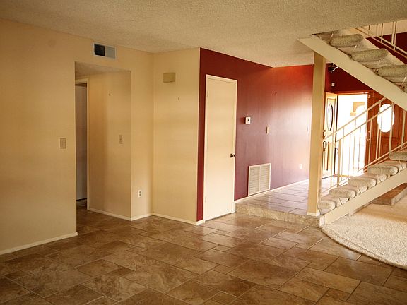 2nd image of 29233 Lotusgarden Dr