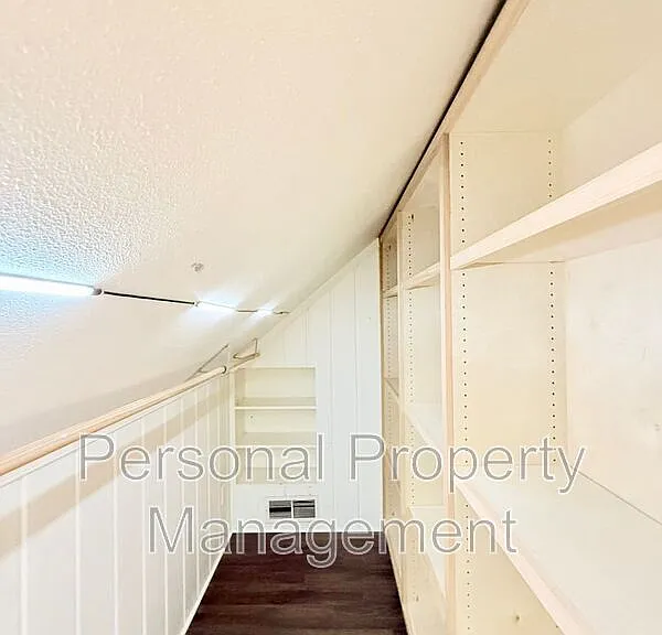 2234 N L St — Photo 21