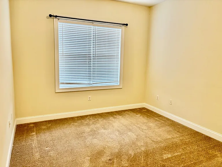 5215 Center St #105 — Photo 12