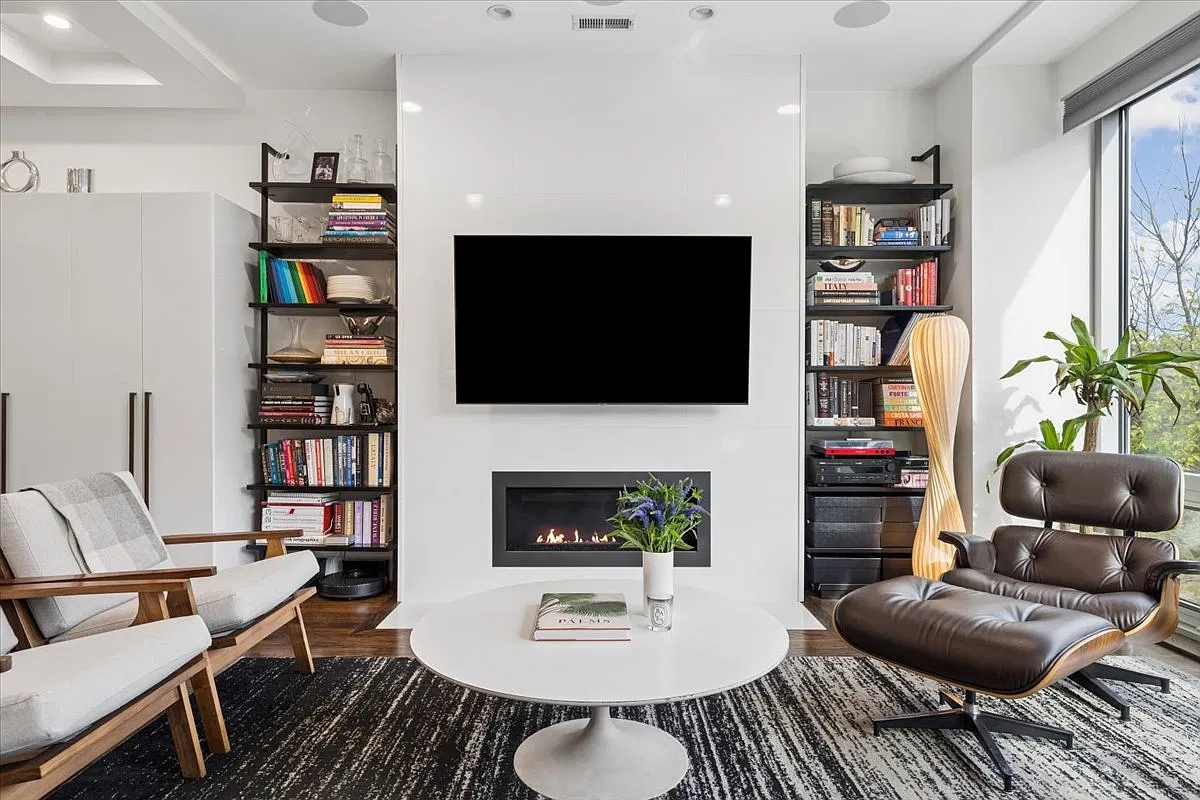 2 bed, 1350 sqft, $4,250 — Photo 3