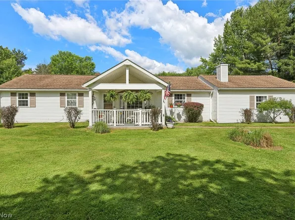 15954 Grace St, Newbury, OH 44065