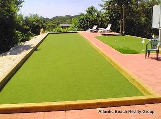 10 Falcon Pl, Montauk, NY 11954