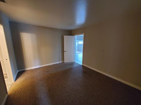 2nd image of 671 Stanford Ave #1