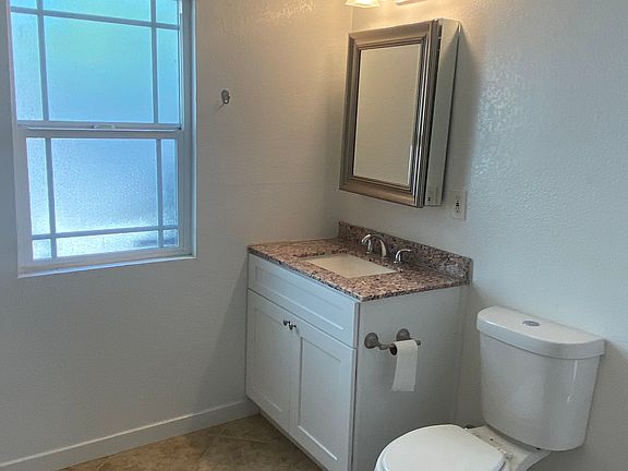 3rd image of 13790 Mangowood Dr #1