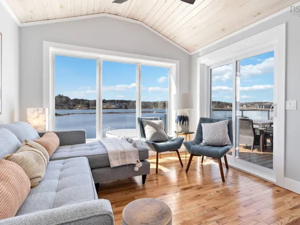 693 Masons Beach Rd Unit 7, Lunenburg, NS B0J 2C0