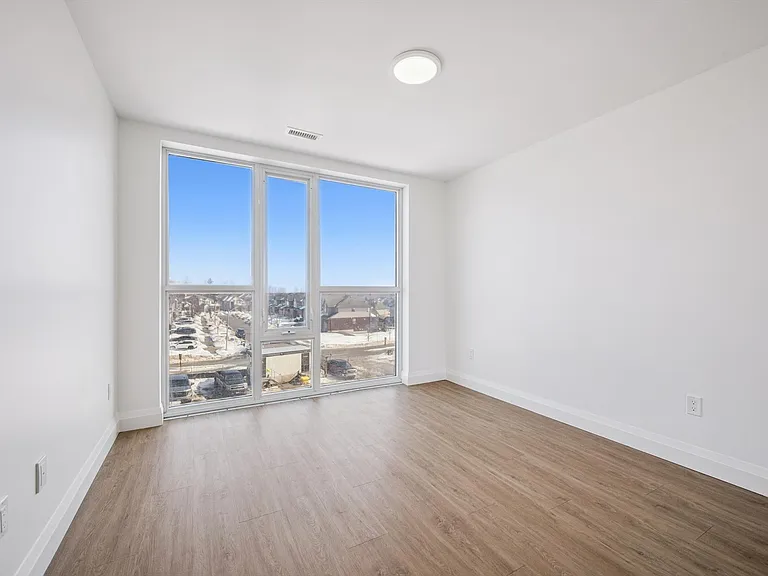 410 Westhaven St — Photo 108