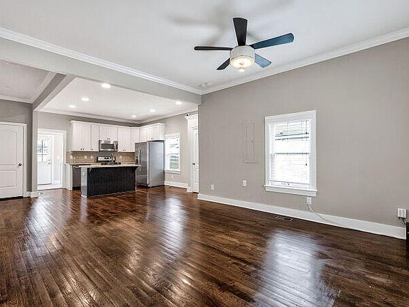 5th image of 603 E Cabarrus St