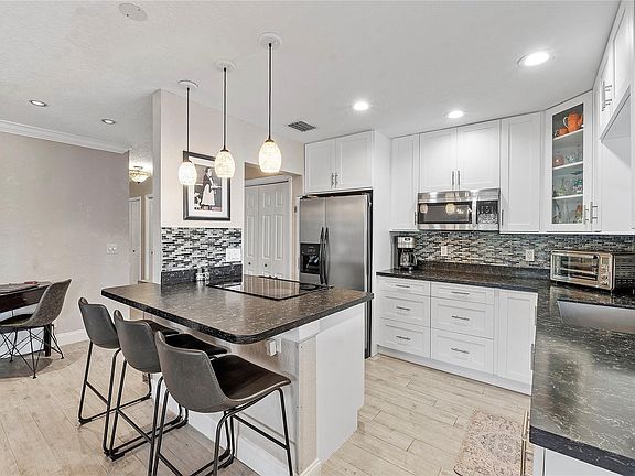 5th image of 2700 NE 56 Court #4B