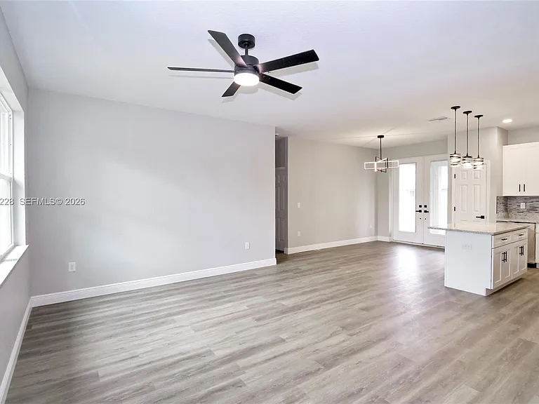4510 Boabadilla Ave — Photo 4